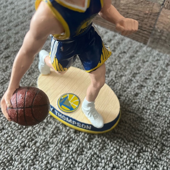 KLAY THOMPSON Golden State Warriors FoCo LEGENDS OF THE COURT 96/2015 BOBBLEHEAD - Picture 6 of 9
